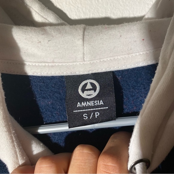 Urban planet red and blue long sleeve hoodie - Picture 3 of 3